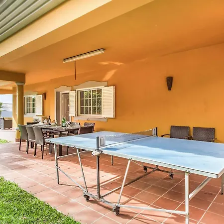 Godinho * Αλμπουφέιρα